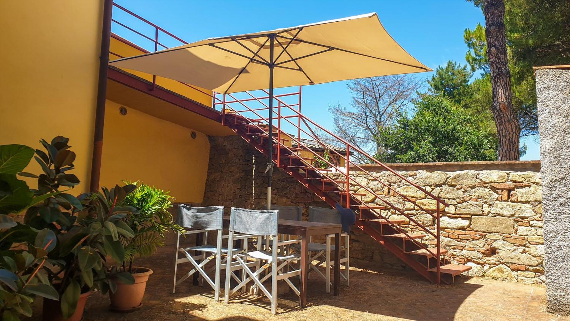 Agriturismo Podere Le Tombe Guest House Palaia Luaran gambar